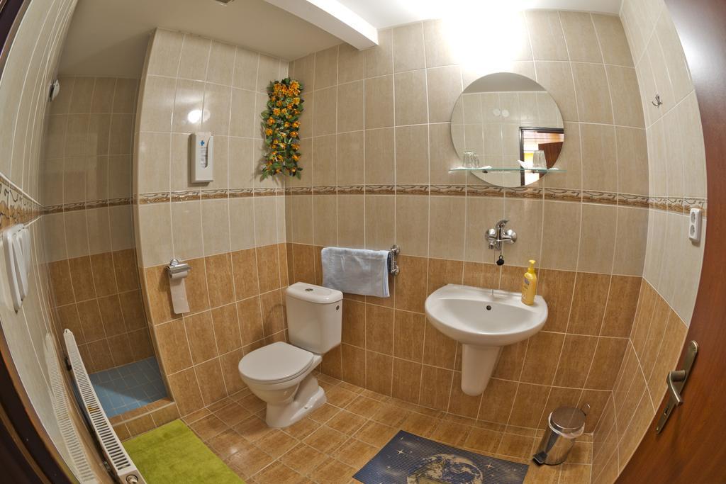 Penzion Rozalia Hotel Kosice Exterior photo